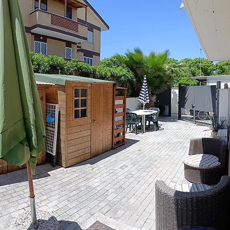 Sun Garden L.T. Apartment Fiumicino Exterior photo