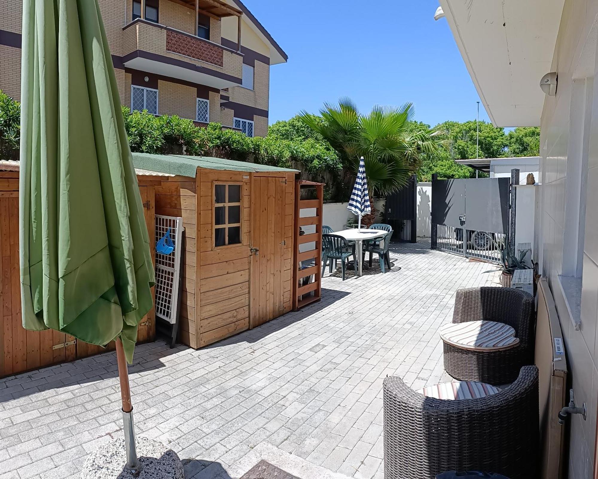 Sun Garden L.T. Apartment Fiumicino Exterior photo